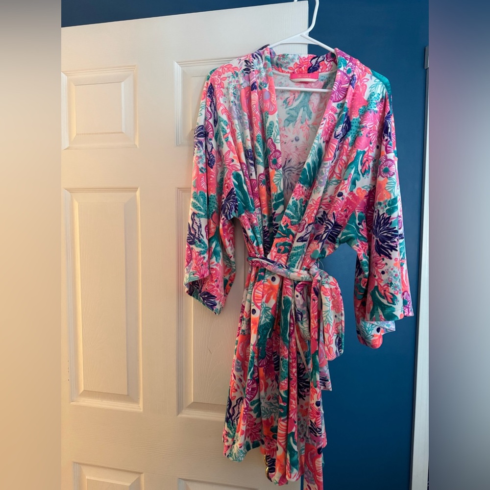 Lilly Pulitzer Elaine Velour Floral Robe